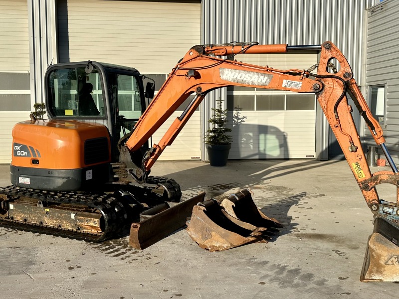 DOOSAN DX60R