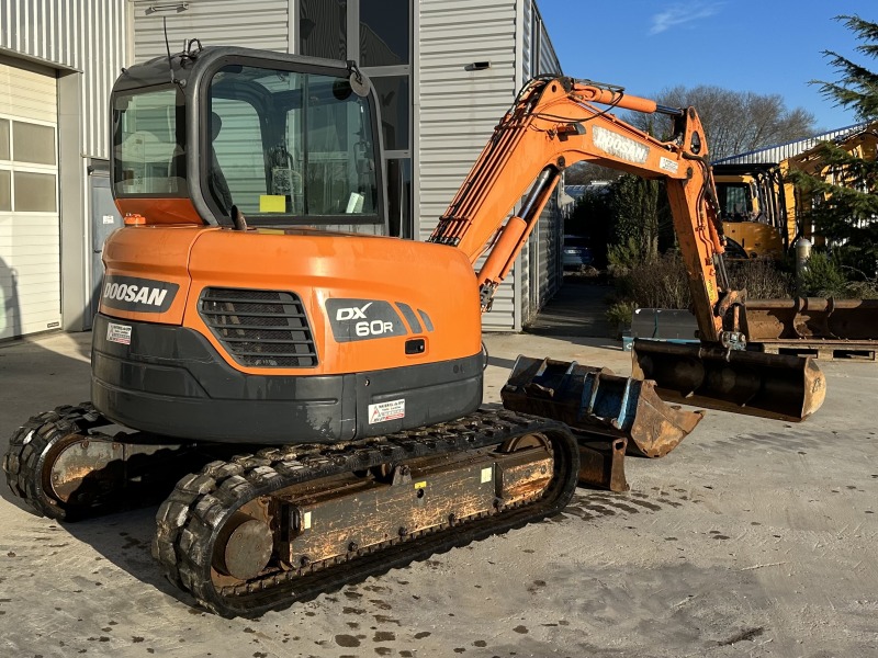 DOOSAN DX60R